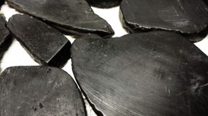 Obsidion Flat Interlocking 12x12 Polished Pebbles